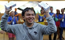 iPhone 5S và 5C chính thức lên kệ