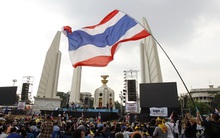 Cựu thủ tướng Yingluck được trả tự do