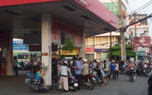 Sốt vó với giá xăng tăng gần Tết