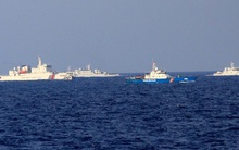 Phát hiện 2 tàu Trung Quốc trang bị tên lửa đối không