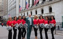 CEO ngân hàng đầu tiên công khai đồng tính