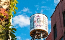 Nghệ thuật trang trí bể chứa nước tại New York