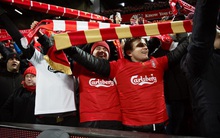 Mùa bóng đá sôi động của các “cầu thủ thứ 12”