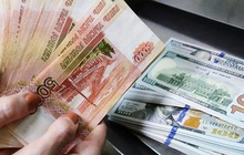 Nga tiến tới không dự trữ đồng USD