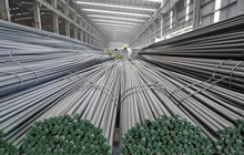 Chặn đà tăng giá thép