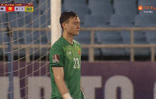 Hình ảnh xót xa trên sân: Có một Đặng Văn Lâm buồn bã phía sau những cầu thủ Australia đang ăn mừng