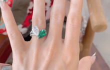 "Choáng" với siêu phẩm nhẫn kim cương đính hôn của Megan Fox: Mang trên tay cả một ngôi nhà, muốn tháo ra cũng khó