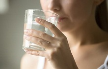 Sau 30 tuổi, phụ nữ cần uống nước theo 4 cách này để chống lão hóa và trường thọ, đọc xong ai cũng thấy mừng vì toàn việc đơn giản