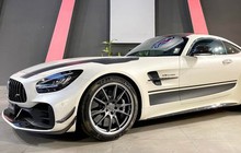 Cận cảnh Mercedes-AMG GT R Pro màu trắng độc nhất Việt Nam giống chiếc Minh Nhựa từng úp mở