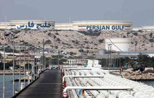 Mỹ trừng phạt hàng loạt công ty đưa dầu Iran đến Trung Quốc