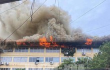 Hà Nội: Cháy lớn tại tòa nhà văn phòng 109 Trường Chinh
