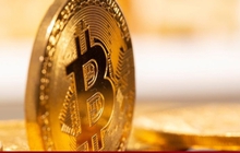 Giá Bitcoin hôm nay 12/8: Tăng vượt 24.000 USD