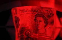 Tại sao đồng bảng Anh bất ngờ sụt giá mạnh, xuống mức thấp chưa từng có?