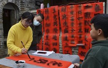 Giới trẻ Trung Quốc kiếm tiền nhờ khởi nghiệp dịp Tết