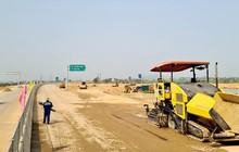 Tiến độ cao tốc Bắc - Nam 'tắc' vì thiếu đất