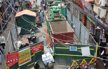 Nhồi thêm 'lô cốt' vào các tuyến đường hay ùn tắc ở Hà Nội
