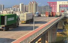 Cửa khẩu Móng Cái chính thức là cửa khẩu nhập khẩu lương thực vào Trung Quốc