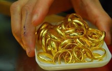 Giá vàng nhẫn tròn trơn tăng mạnh, vượt 56 triệu đồng/lượng