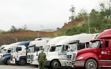 Lạng Sơn dừng nhận phương tiện chở hàng hóa vào bãi phi thuế quan Lạng Sơn dừng nhận phương tiện chở hàng hóa vào bãi phi thuế quan