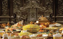 Hé lộ bữa ăn 120 món của hoàng đế và lý do ngài gắp không quá 3 miếng mỗi món