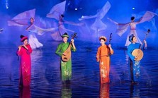 Hà Nội khởi động du lịch đêm, du khách tăng hơn 3 lần Hà Nội khởi động du lịch đêm, du khách tăng hơn 3 lần