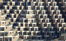 Tòa chung cư độc lạ hình kim tự tháp ở Trung Quốc