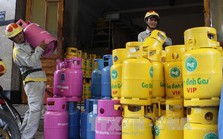 Giá gas bán lẻ trong nước tháng 12 'đứng im' Giá gas bán lẻ trong nước tháng 12 'đứng im'