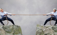 Paul Volcker đánh bại lạm phát, Ben Bernanke cứu sống các ngân hàng, liệu ông Powell có thể làm được cả hai?
