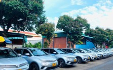 Vừa ký hợp đồng thuê hơn 500 chiếc xe Vinfast, hãng taxi Lado ở vùng Tây Nguyên, Nam trung bộ là của ai?