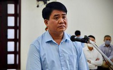 Cựu Chủ tịch Nguyễn Đức Chung phủ nhận được biếu tiền trong vụ ‘thổi giá cây xanh’