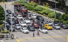 Người Singapore phải chi hơn 2 tỷ đồng cho 1 suất mua xe ô tô Người Singapore phải chi hơn 2 tỷ đồng cho 1 suất mua xe ô tô