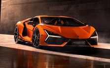 Ra mắt Lamborghini Revuelto thế chỗ Aventador: Siêu xe mạnh nhất lịch sử hãng nhưng đi phố chỉ ngang cơ Civic