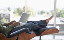 Từ bỏ công việc freelancer sau 20 tháng, tôi nhận ra làm văn phòng giờ hành chính là chân ái cuộc đời