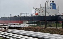 Nga: "Phương Tây vẫn tích cực mua dầu khí của chúng tôi"
