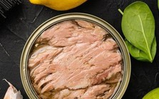 Có nên đun nóng thịt, cá hộp trước khi ăn để ngừa ngộ độc Botulinum? Có nên đun nóng thịt, cá hộp trước khi ăn để ngừa ngộ độc Botulinum?