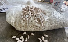 Phát hiện cơ sở sản xuất thực phẩm chức năng 'khủng' nghi giả tại Hà Nội Phát hiện cơ sở sản xuất thực phẩm chức năng 'khủng' nghi giả tại Hà Nội