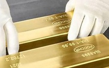 Giá vàng cắm đầu lao dốc Giá vàng cắm đầu lao dốc