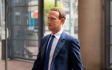 Sóng gió lớn nhất 19 năm, Mark Zuckerberg trải lòng trong cuộc họp với nhân viên Meta toàn thế giới: Tôi đã phải đưa ra những quyết định rất khó khăn!