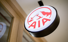 AIA chi trả quyền lợi bảo hiểm cho khách hàng vụ cháy ở Hà Nội