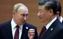 Trung tâm vĩ đại đang thành hình ở Viễn Đông: Trung Quốc "mở tung" cánh cửa tới Nga