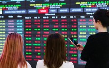 VN-Index giảm gần 20 điểm, thanh khoản đạt hơn 1 tỷ USD VN-Index giảm gần 20 điểm, thanh khoản đạt hơn 1 tỷ USD