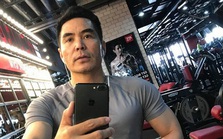 Trung Dũng 50 tuổi vẫn đẹp như thanh niên vì sợ bị "ra khỏi nghề", không cạnh tranh lại diễn viên trẻ