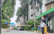 Người đàn ông rơi chung cư 8X Đầm Sen tử vong Người đàn ông rơi chung cư 8X Đầm Sen tử vong