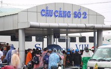 Gió giật cấp 8, sóng cao 2m, tàu, phà đi Phú Quốc tạm ngưng hoạt động Gió giật cấp 8, sóng cao 2m, tàu, phà đi Phú Quốc tạm ngưng hoạt động