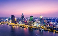 Tăng trưởng kinh tế 2023 của Việt Nam được dự báo cao hay thấp so với Thái Lan, Singapore và các nước láng giềng?