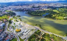 Thành phố miền Trung sắp tăng diện tích lên 4 lần, trở thành thành phố trực thuộc tỉnh lớn nhất Việt Nam sẽ phát triển ra sao trong tương lai?