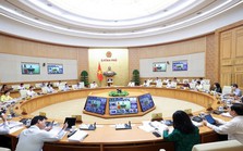 Tăng trưởng kinh tế: 'Các kịch bản đặt ra đều rất khó khăn' Tăng trưởng kinh tế: 'Các kịch bản đặt ra đều rất khó khăn'