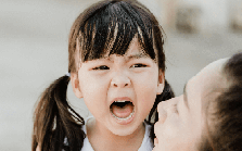 Nếu không phải gia đình giàu có mà nuôi dạy con cái theo cách này, tương lai của trẻ sẽ bị trì trệ