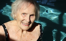 Không phải chạy bộ, cụ bà thọ 107 tuổi nhờ 1 bộ môn trị bách bệnh, giúp hạ đường huyết hiệu quả