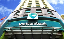 Cổ phiếu Vietcombank lên cao nhất lịch sử, vốn hóa thị trường đạt trên 530.000 tỷ đồng, lớn hơn cả BIDV và VietinBank cộng lại